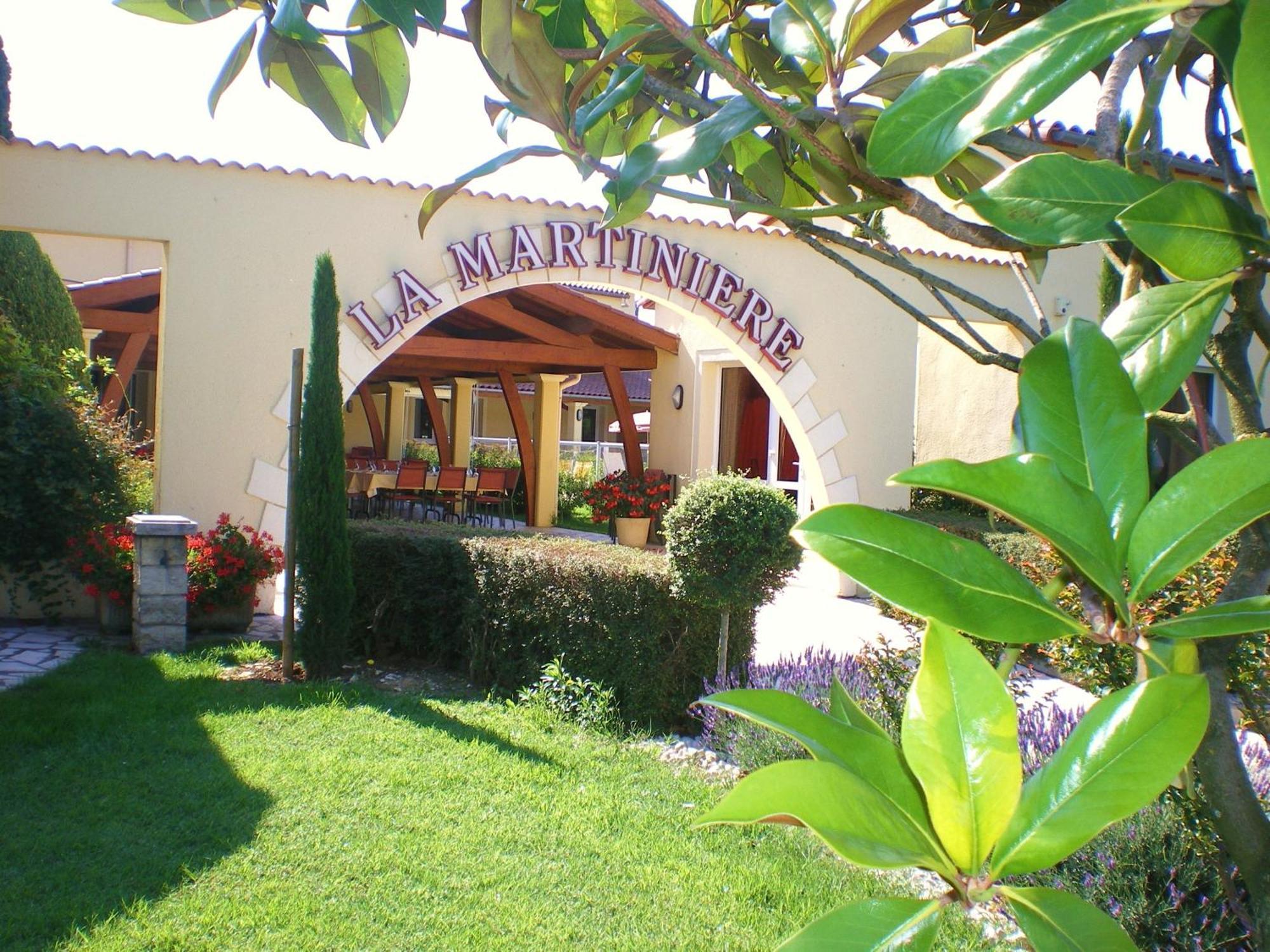 Hotel Restaurant La Martiniere Montelier Exterior photo